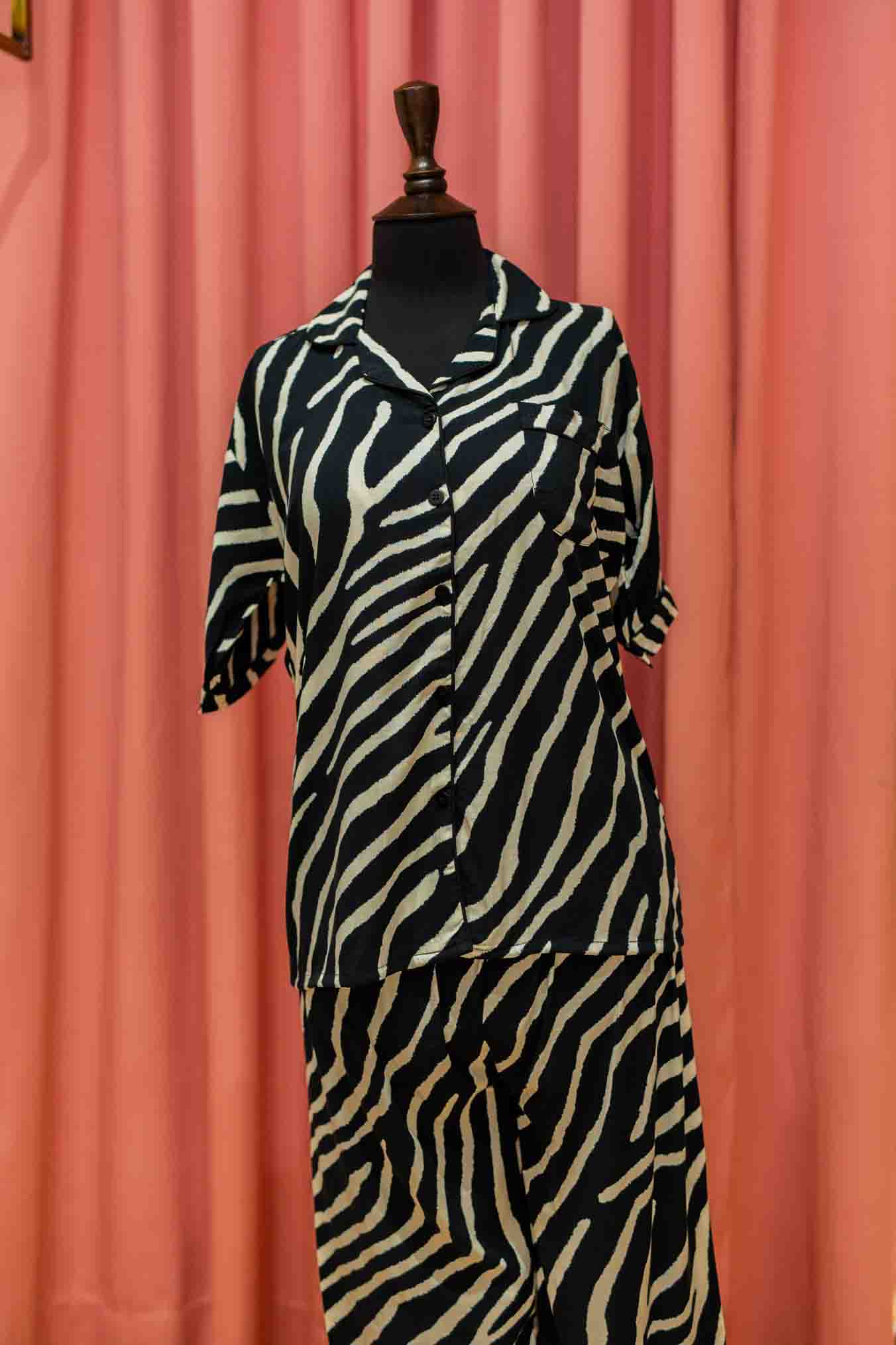 Zebra Chic - Half Sleeves